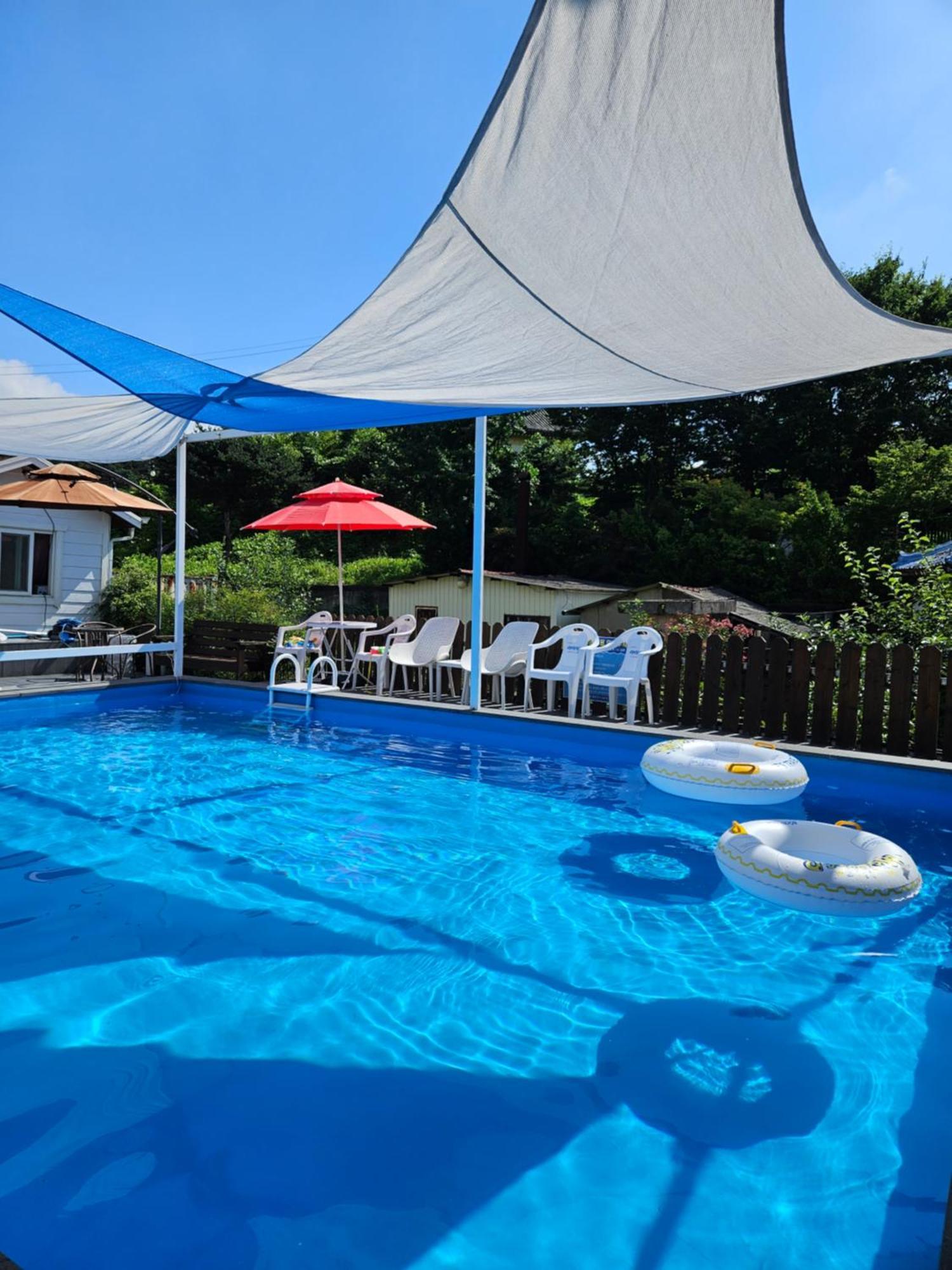 Tinkerbell Pension Gyeongju Rum bild